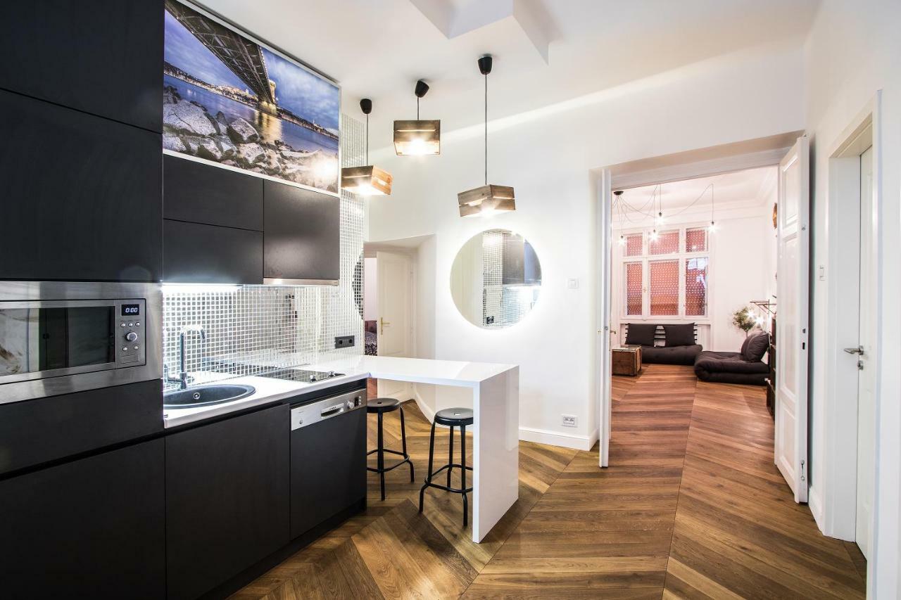 Daylight Apartment, The Best Location Boedapest Buitenkant foto